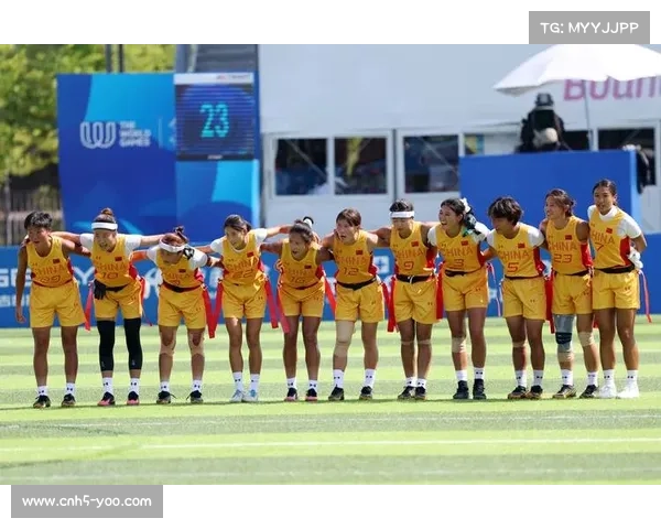 中国腰旗橄榄球女队胜日本背后：教练彻夜研究录像，赛前热身提前半小时